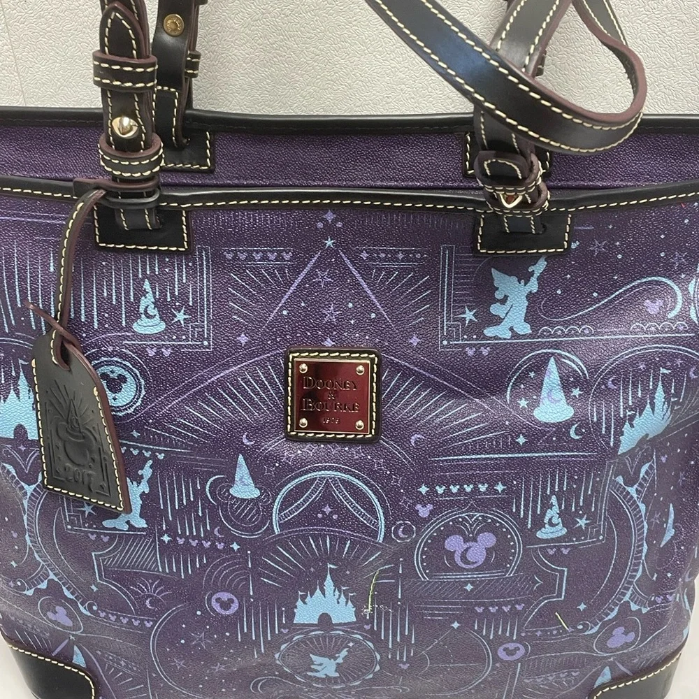 Disney Dooney & Bourke 2017 Fantasia Sorcerer Mickey Mouse Tote Bag Purse Purple - Picture 3 of 13
